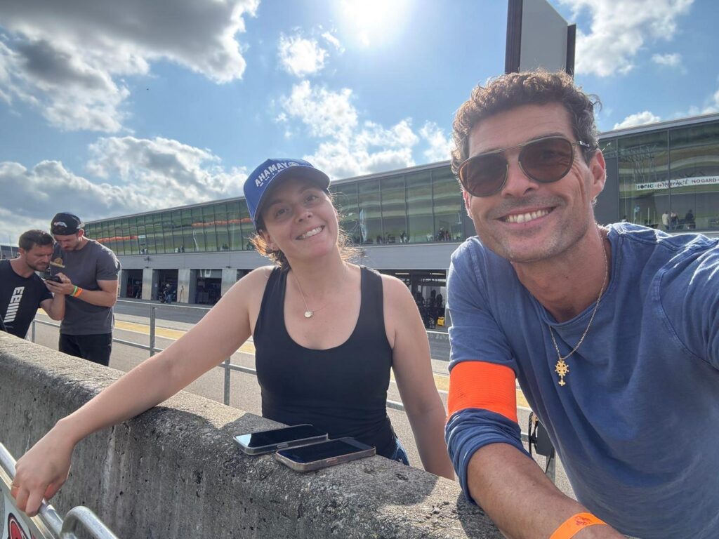 Bord de piste Ultimate Cup 600 avec la Team Manageuse de Sébastien Chavanon