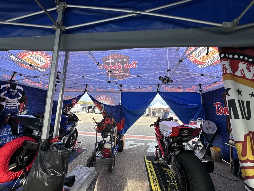 Paddock du pilote moto Sébastien Chavanon en Ultimate Cup 600