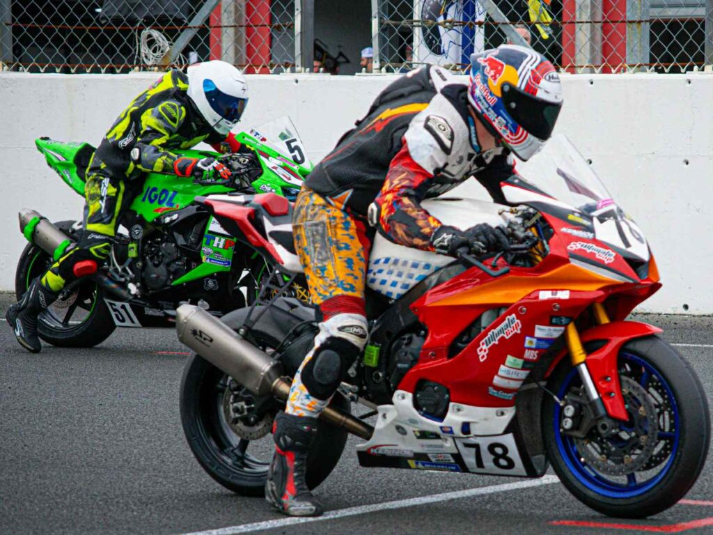 Sébastien Chavanon prêt à bondir au départ d'une course de Ultimate Cup 600